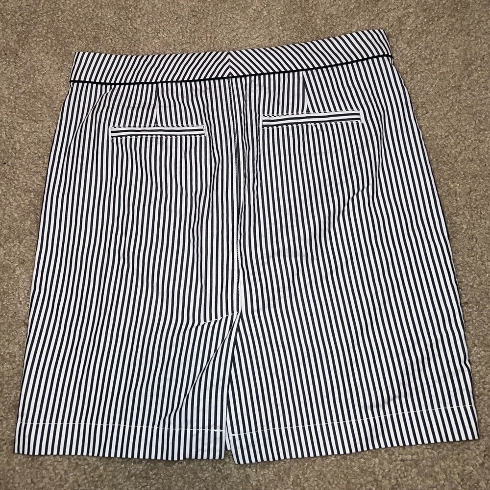 Tommy Hilfiger Black & White Striped Skirt size 2 - Picture 9 of 11